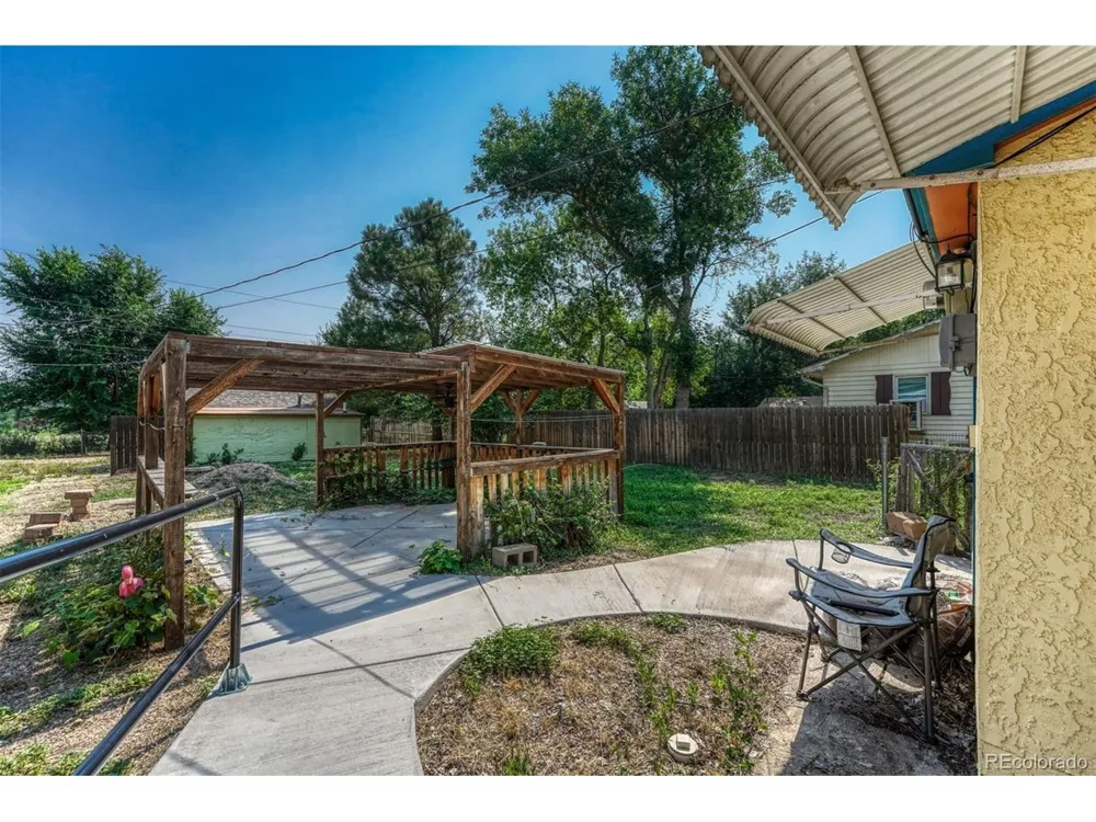 1022 W 4th Street Florence, CO 81226
