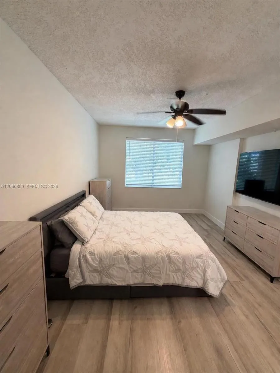 6960 SW 39th St #E102 Davie, FL 33314