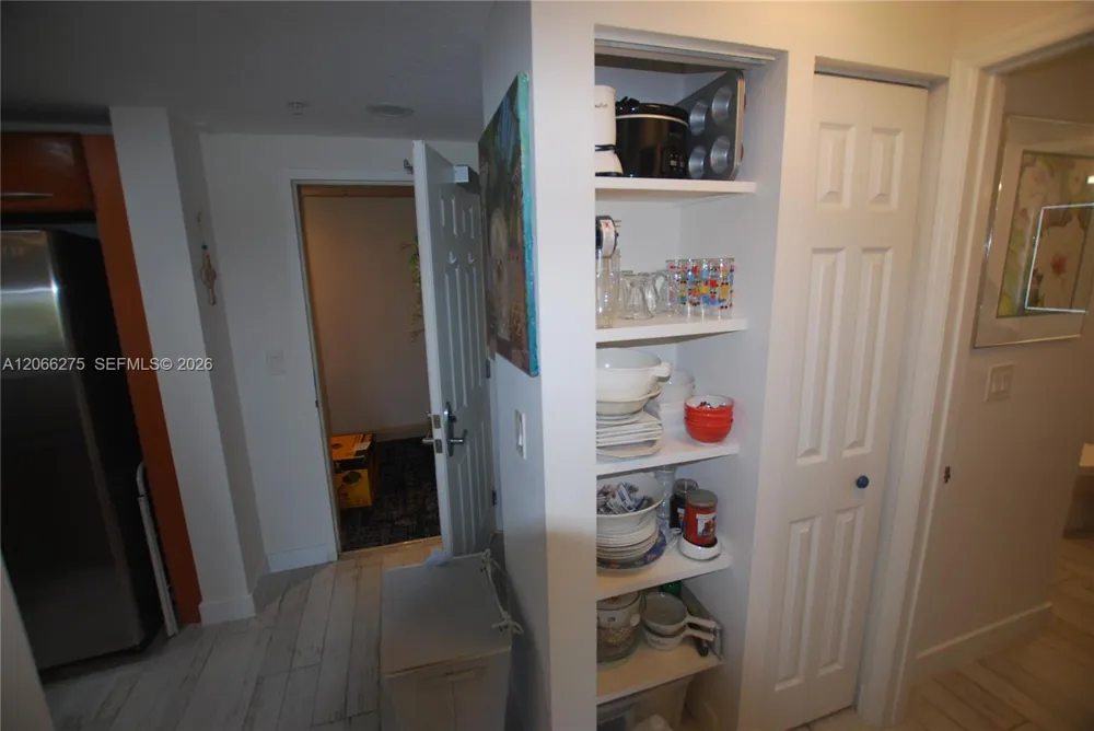 511 Lucerne Ave #306 Lake Worth, FL 33460