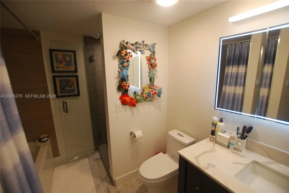 511 Lucerne Ave #306 Lake Worth, FL 33460