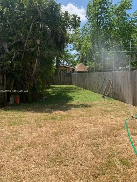 9010 SW 25th St #1 Miami, FL 33165