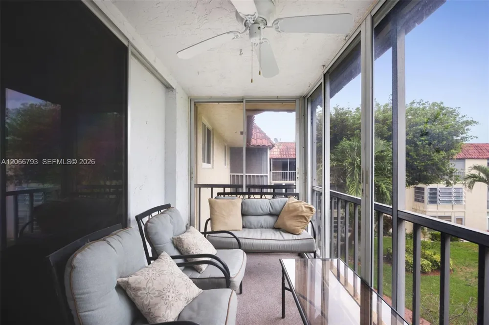 750 SE 6th Ave #322 Deerfield Beach, FL 33441