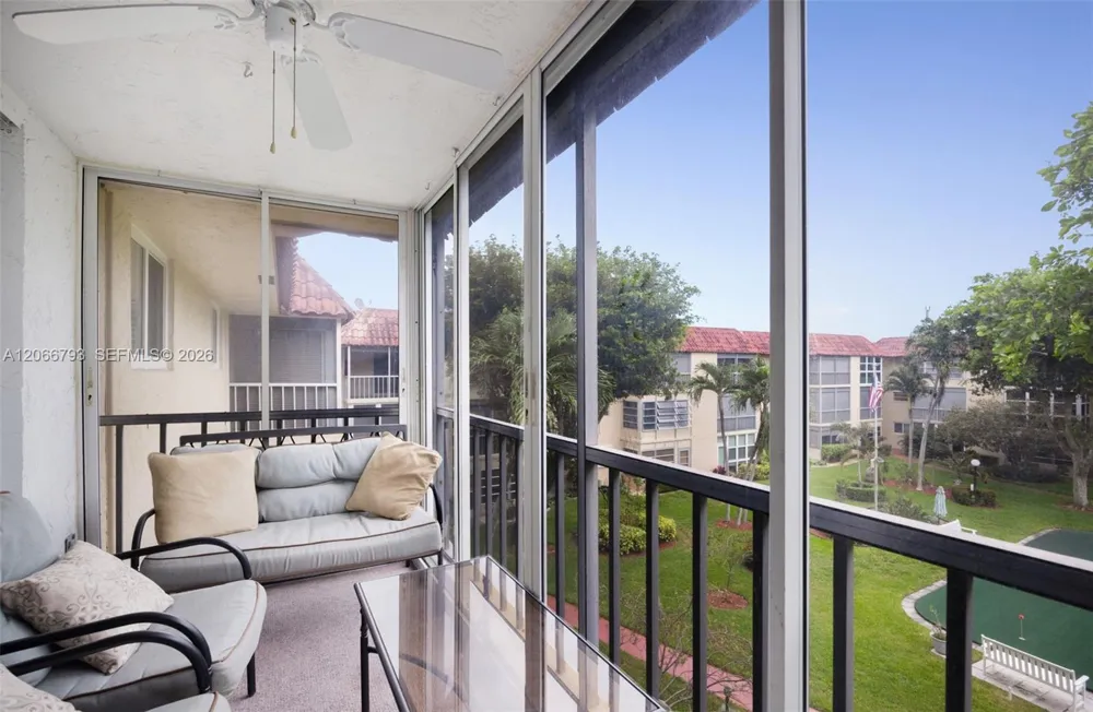750 SE 6th Ave #322 Deerfield Beach, FL 33441