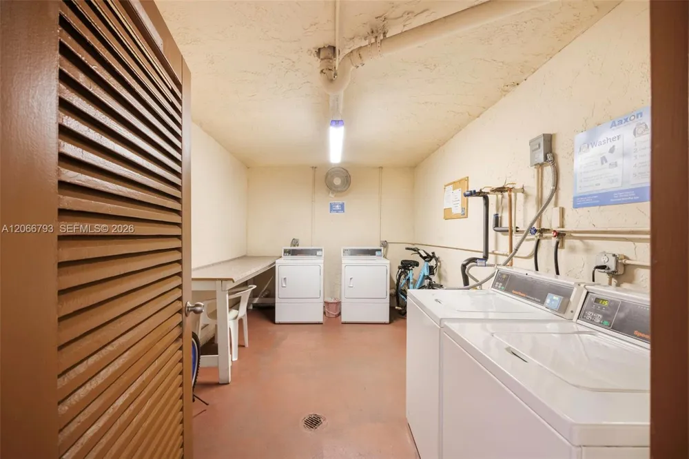 750 SE 6th Ave #322 Deerfield Beach, FL 33441