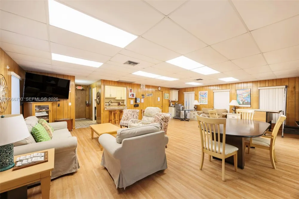 750 SE 6th Ave #322 Deerfield Beach, FL 33441