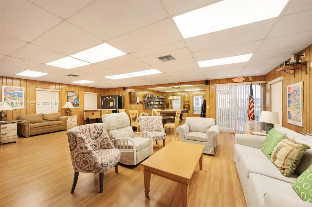 750 SE 6th Ave #322 Deerfield Beach, FL 33441