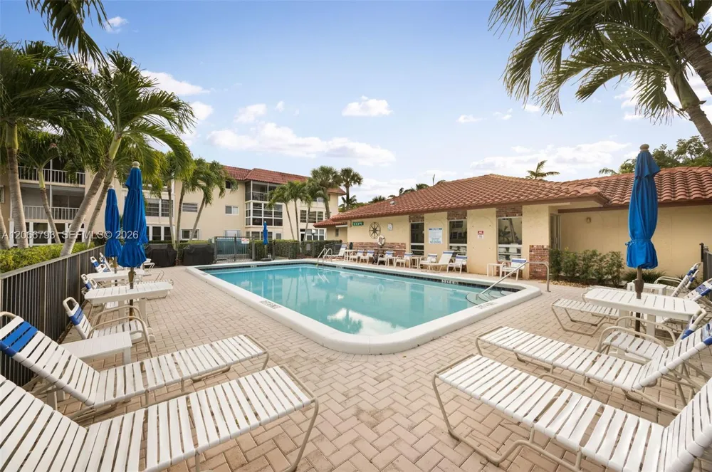750 SE 6th Ave #322 Deerfield Beach, FL 33441
