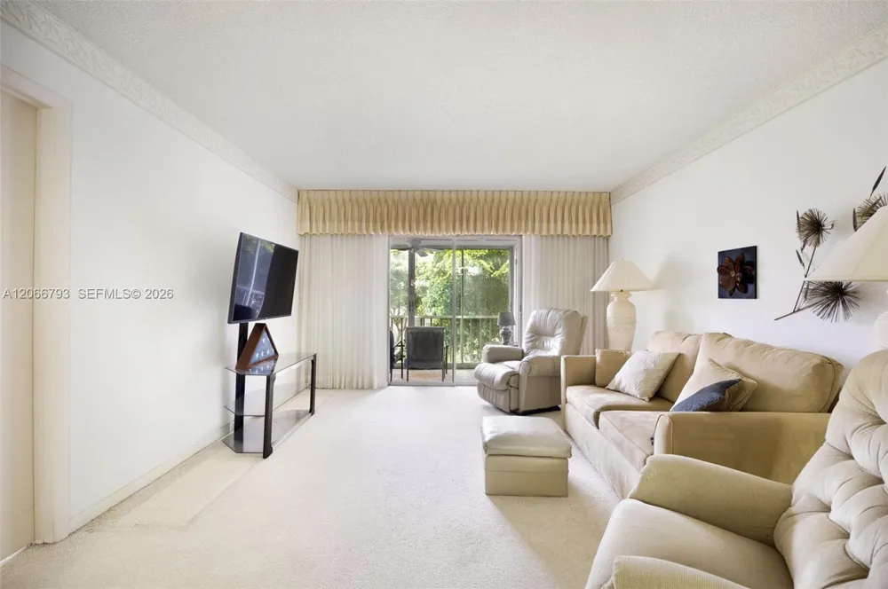750 SE 6th Ave #322 Deerfield Beach, FL 33441