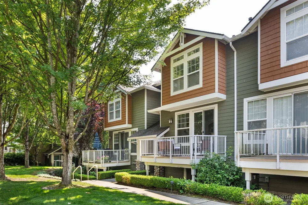 12140 NE 24th Street #102 Bellevue, WA 98005