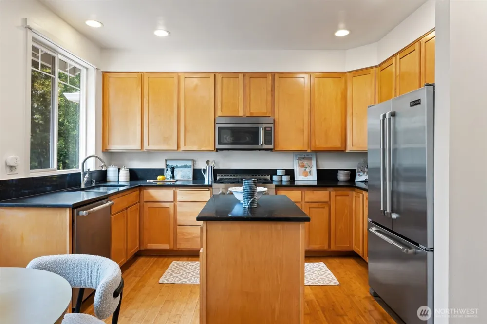 12140 NE 24th Street #102 Bellevue, WA 98005