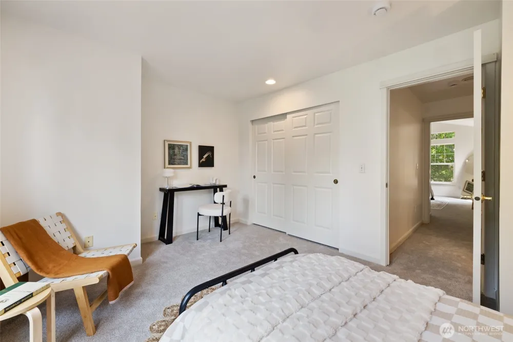 12140 NE 24th Street #102 Bellevue, WA 98005