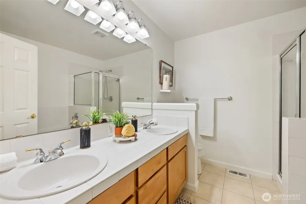 12140 NE 24th Street #102 Bellevue, WA 98005