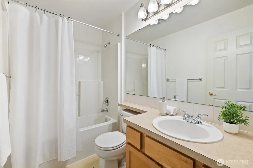 12140 NE 24th Street #102 Bellevue, WA 98005