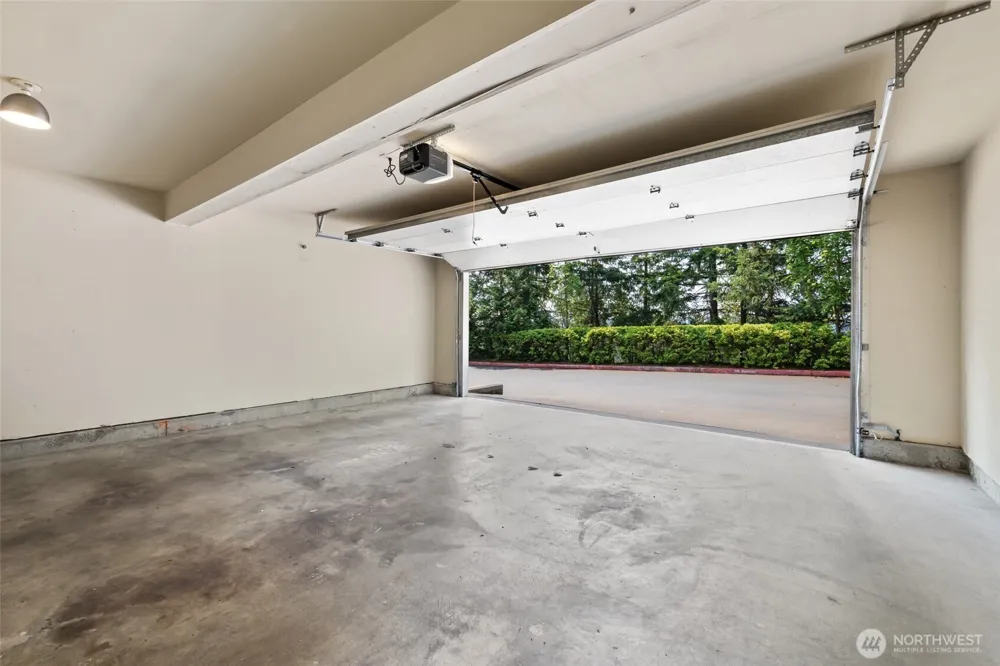 12140 NE 24th Street #102 Bellevue, WA 98005