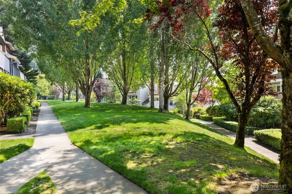 12140 NE 24th Street #102 Bellevue, WA 98005