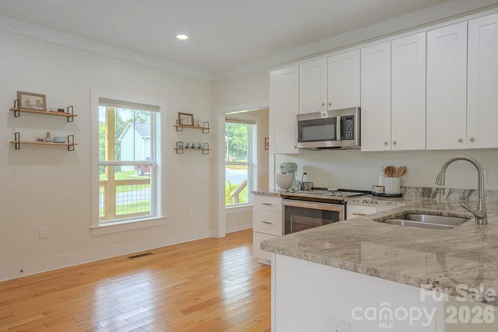 160 Ridge View Drive Clyde, NC 28721