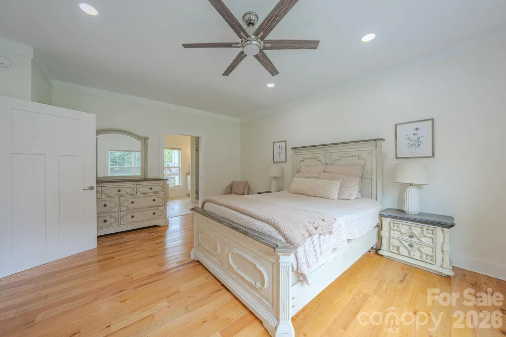 160 Ridge View Drive Clyde, NC 28721