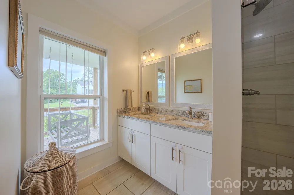 160 Ridge View Drive Clyde, NC 28721