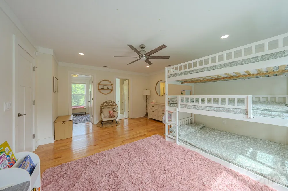 160 Ridge View Drive Clyde, NC 28721