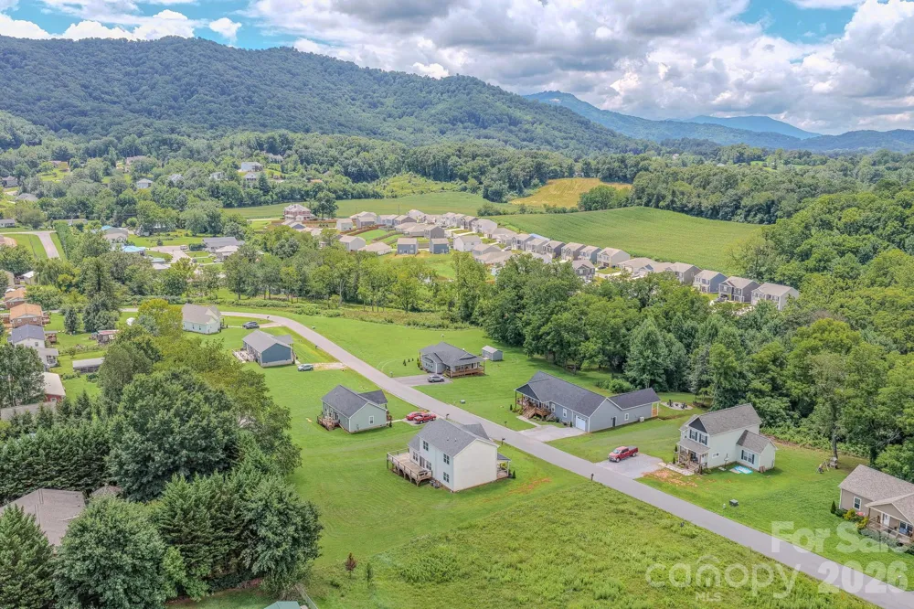 160 Ridge View Drive Clyde, NC 28721