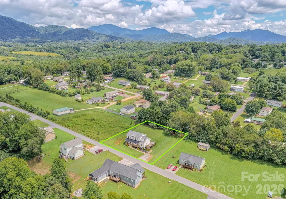 160 Ridge View Drive Clyde, NC 28721