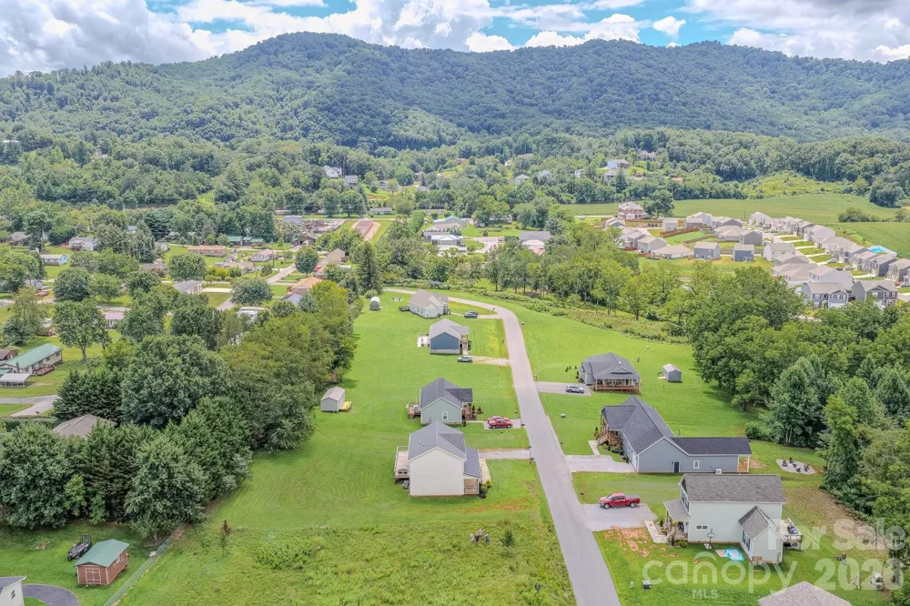 160 Ridge View Drive Clyde, NC 28721
