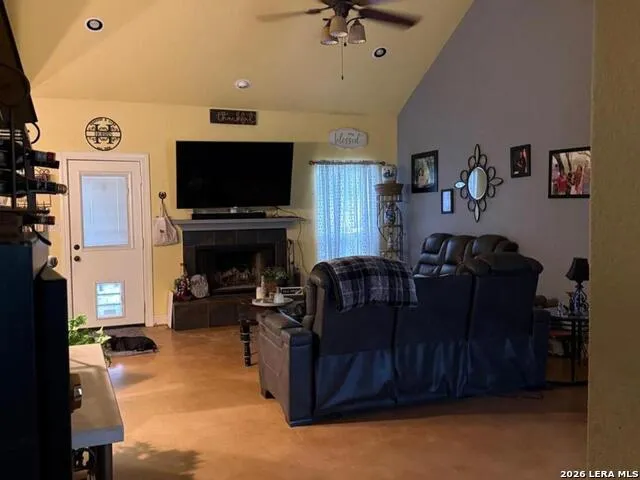 17685 Senior Rd Lot 8 Von Ormy, TX 78073