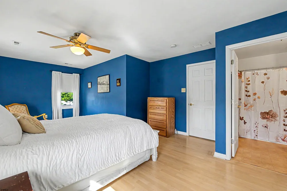 106 Cynwyd Dr Absecon, NJ 08201