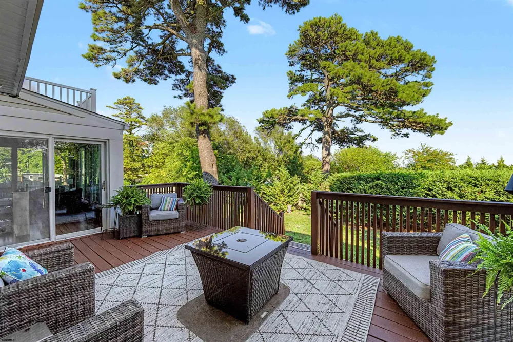 106 Cynwyd Dr Absecon, NJ 08201