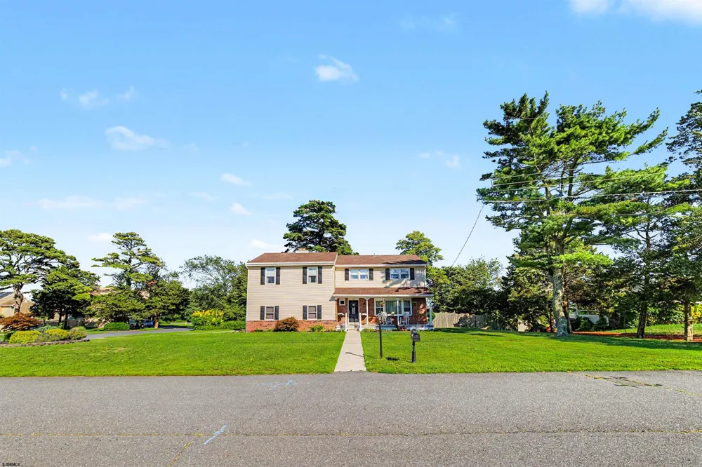 106 Cynwyd Dr Absecon, NJ 08201