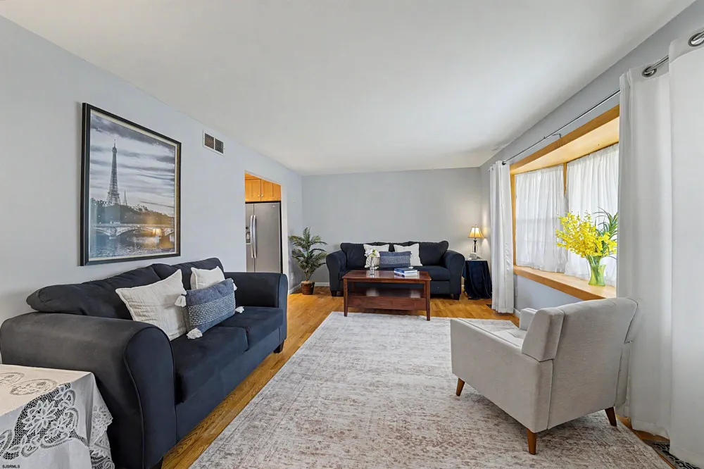 106 Cynwyd Dr Absecon, NJ 08201