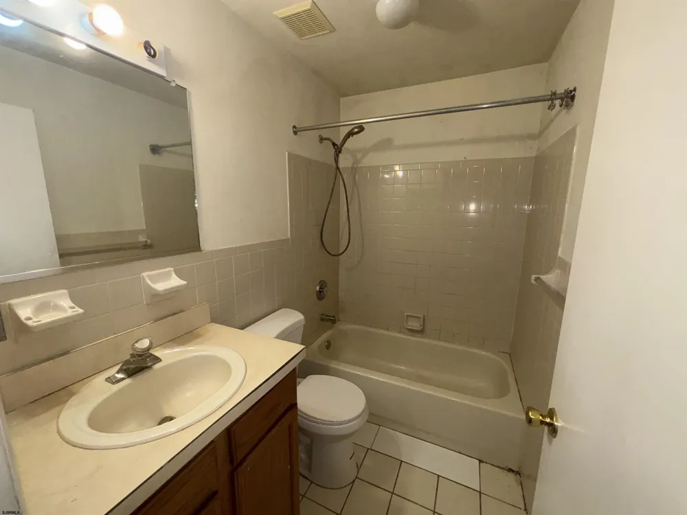 5G Oyster Bay Road Absecon, NJ 08401