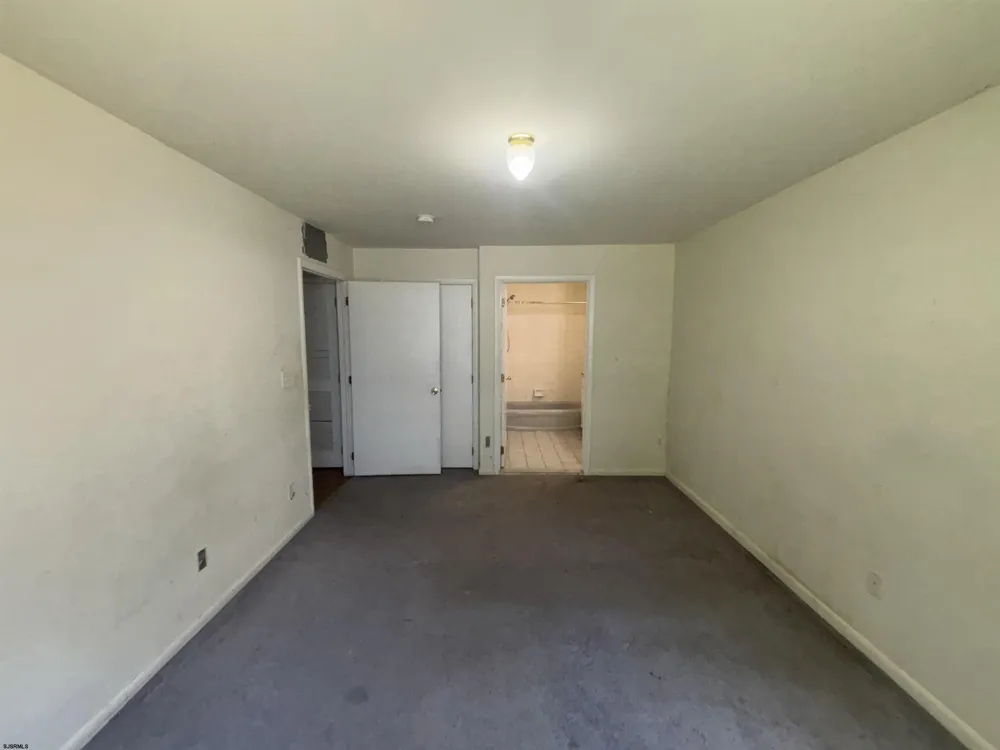 5G Oyster Bay Road Absecon, NJ 08401