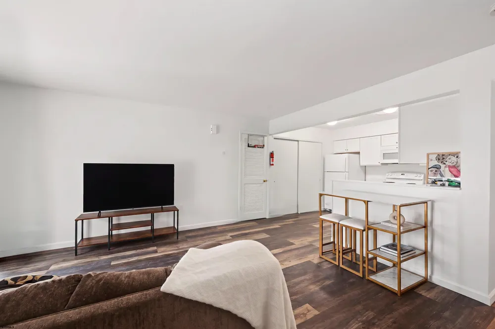 36 Heather Croft Egg Harbor Township, NJ 08234
