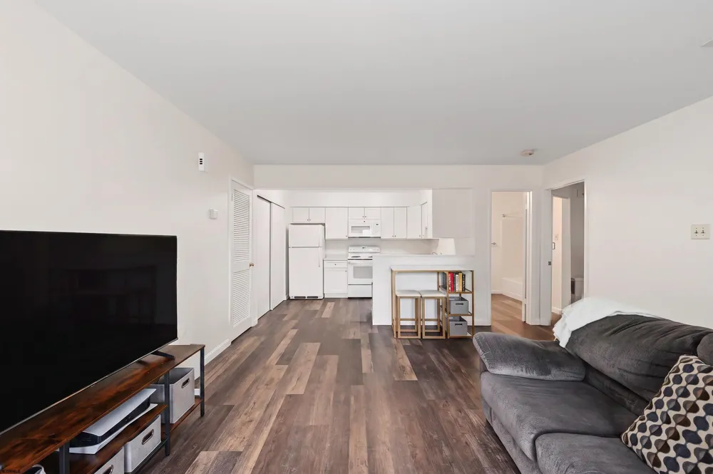36 Heather Croft Egg Harbor Township, NJ 08234