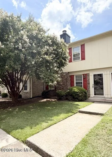 24 Scott Street