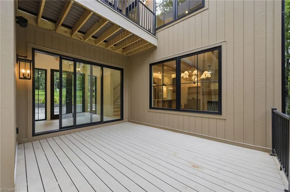 519 Rock Spring Circle Sugar Mountain, NC 28604