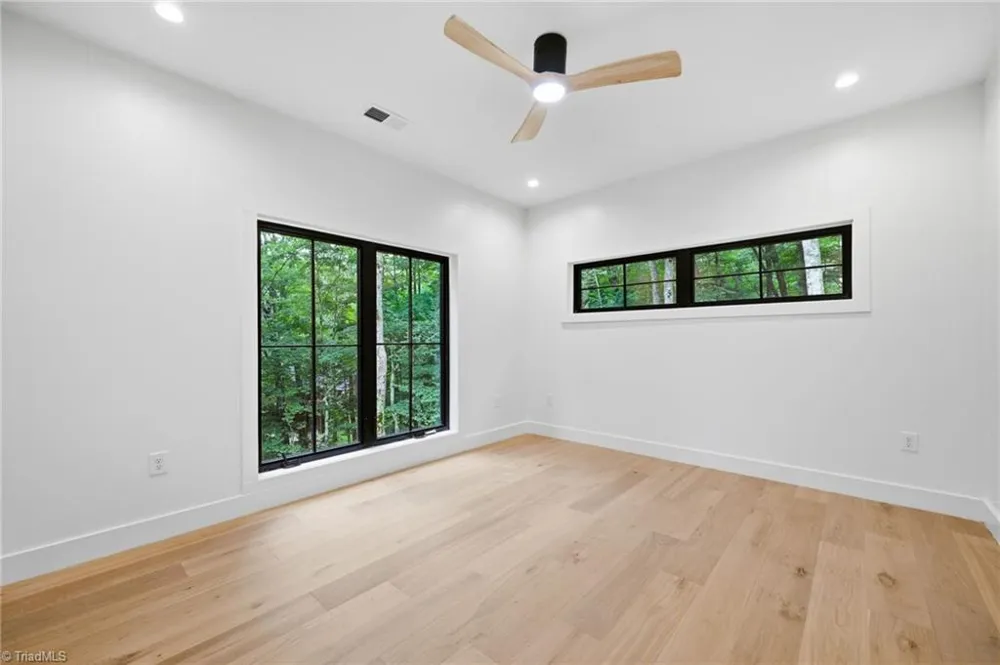 519 Rock Spring Circle Sugar Mountain, NC 28604