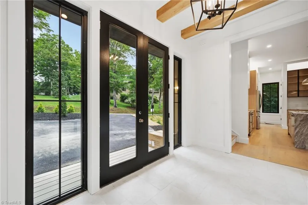 519 Rock Spring Circle Sugar Mountain, NC 28604