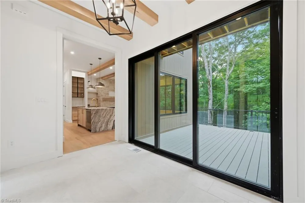 519 Rock Spring Circle Sugar Mountain, NC 28604