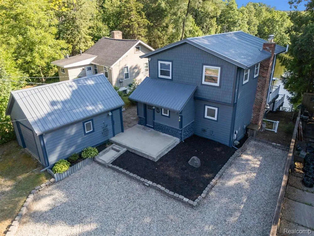 11356 Riverbank Lane Putnam Township, MI 48169