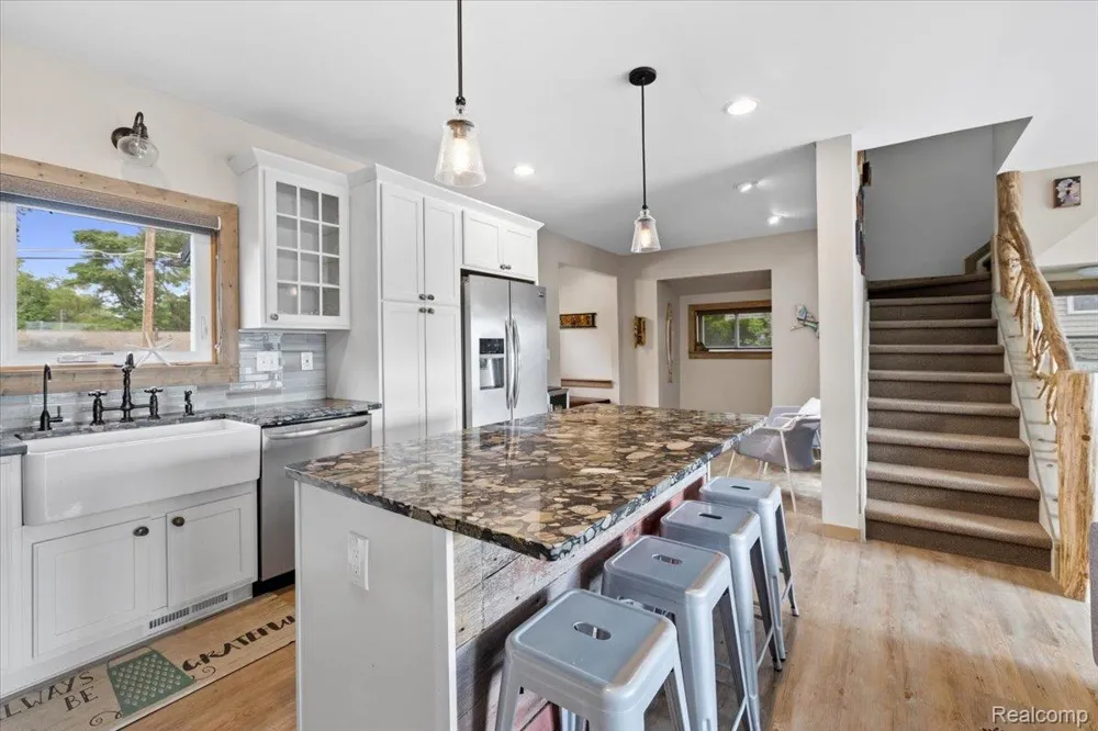 11356 Riverbank Lane Putnam Township, MI 48169