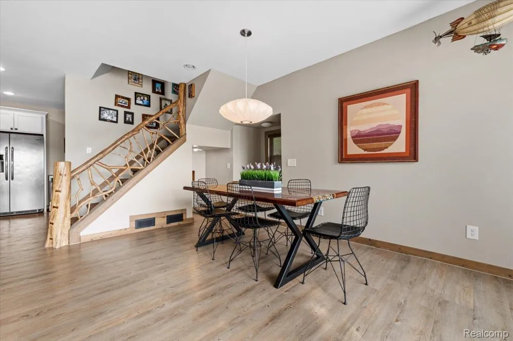 11356 Riverbank Lane Putnam Township, MI 48169