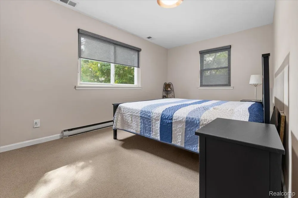 11356 Riverbank Lane Putnam Township, MI 48169