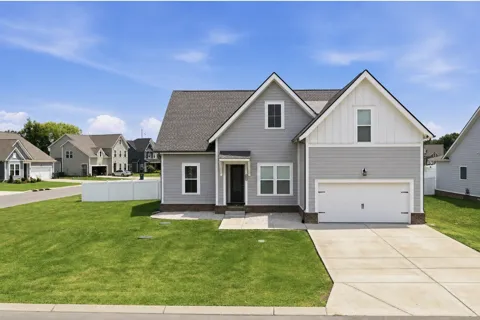 501 Janis Ln