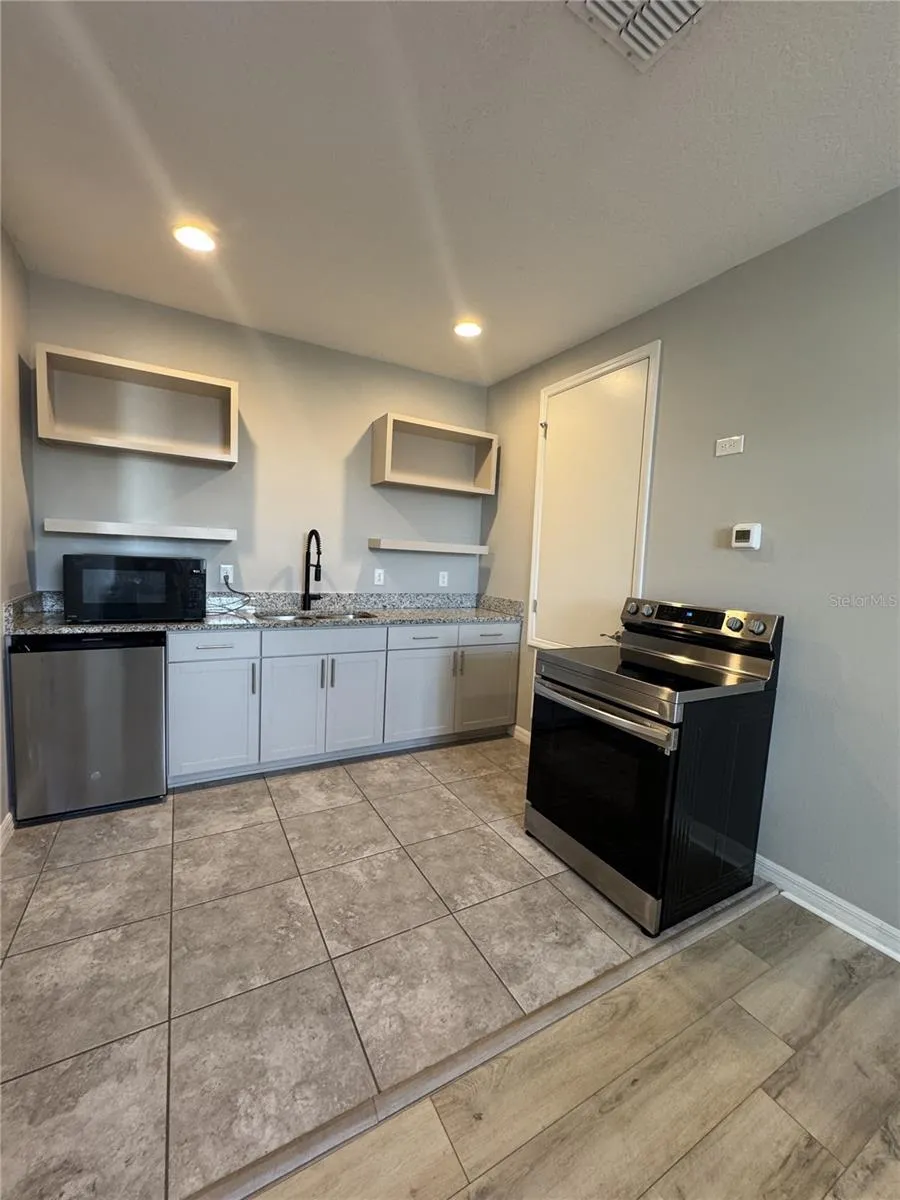 16042 MICELLI DRIVE Winter Garden, FL 34787