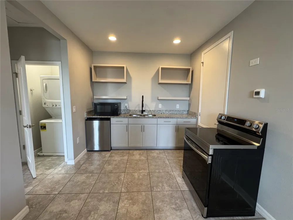 16042 MICELLI DRIVE Winter Garden, FL 34787
