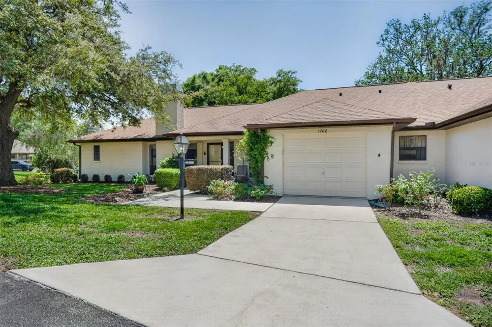 1766 ENSIGN POINT Crystal River, FL 34429