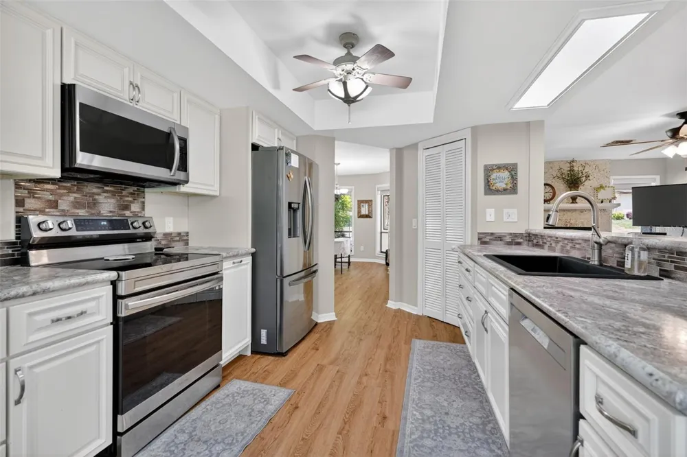 1766 ENSIGN POINT Crystal River, FL 34429