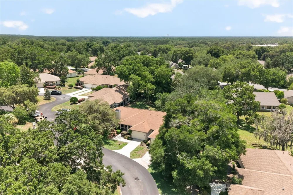 1766 ENSIGN POINT Crystal River, FL 34429